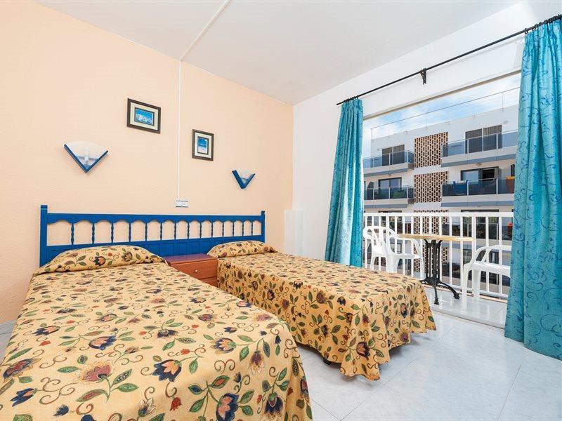 Hostal Blanca Can Picafort  Εξωτερικό φωτογραφία